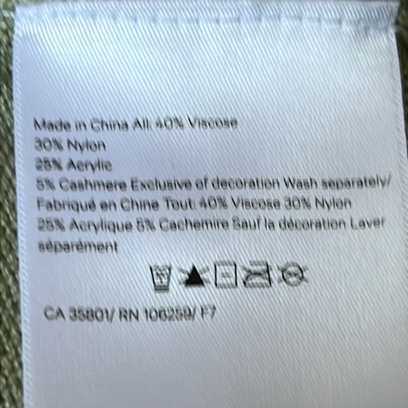 Lululemon Cashlu knit wrap - Picture 5 of 5